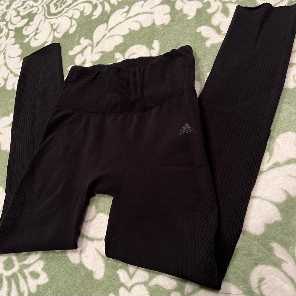 Adidas Black leggings / athletic tights size small